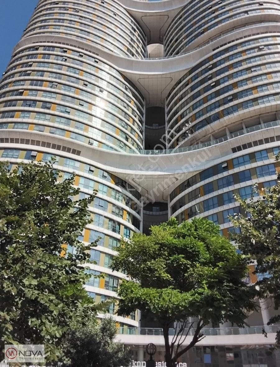 Ataşehir Dumankaya İkon 1+1 Daire