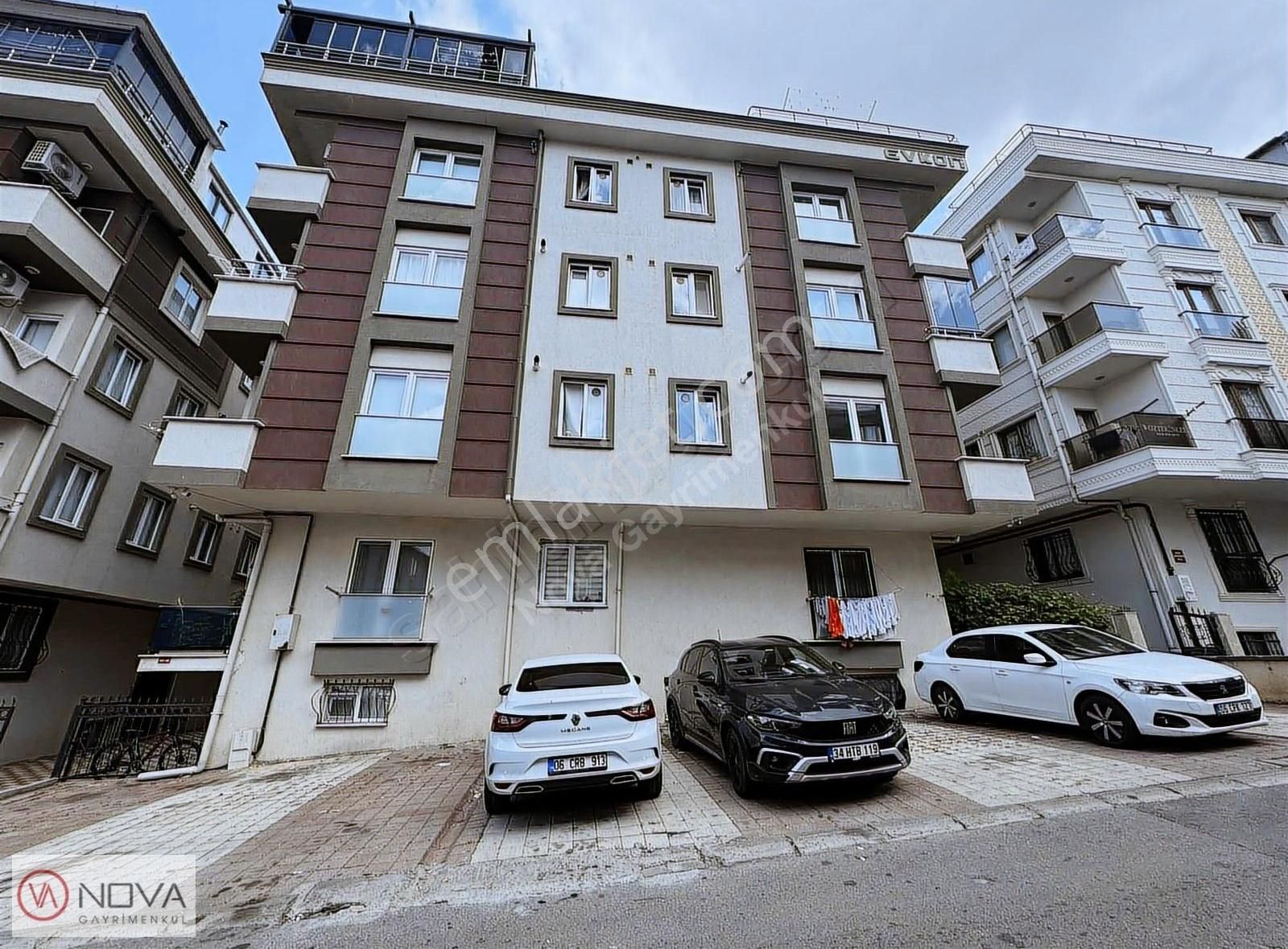 Sancaktepe Butik Sitede Ortadağda Satılık 2+1 Daire!