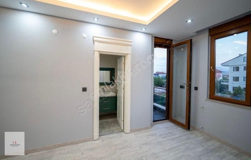 Yeşilbayır Orfe Çiftliği Yakını Satılık 8+1 Lüks Villa - Görsel 18