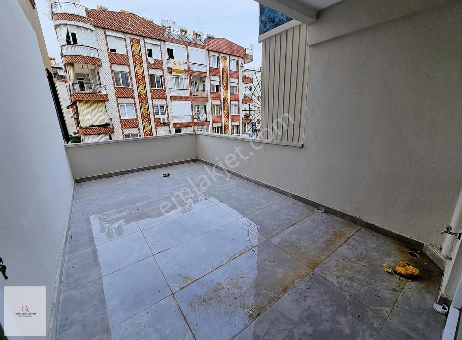 Çok Geniş Şehir Merkezi 3+1 Satılık Daire - Görsel 4