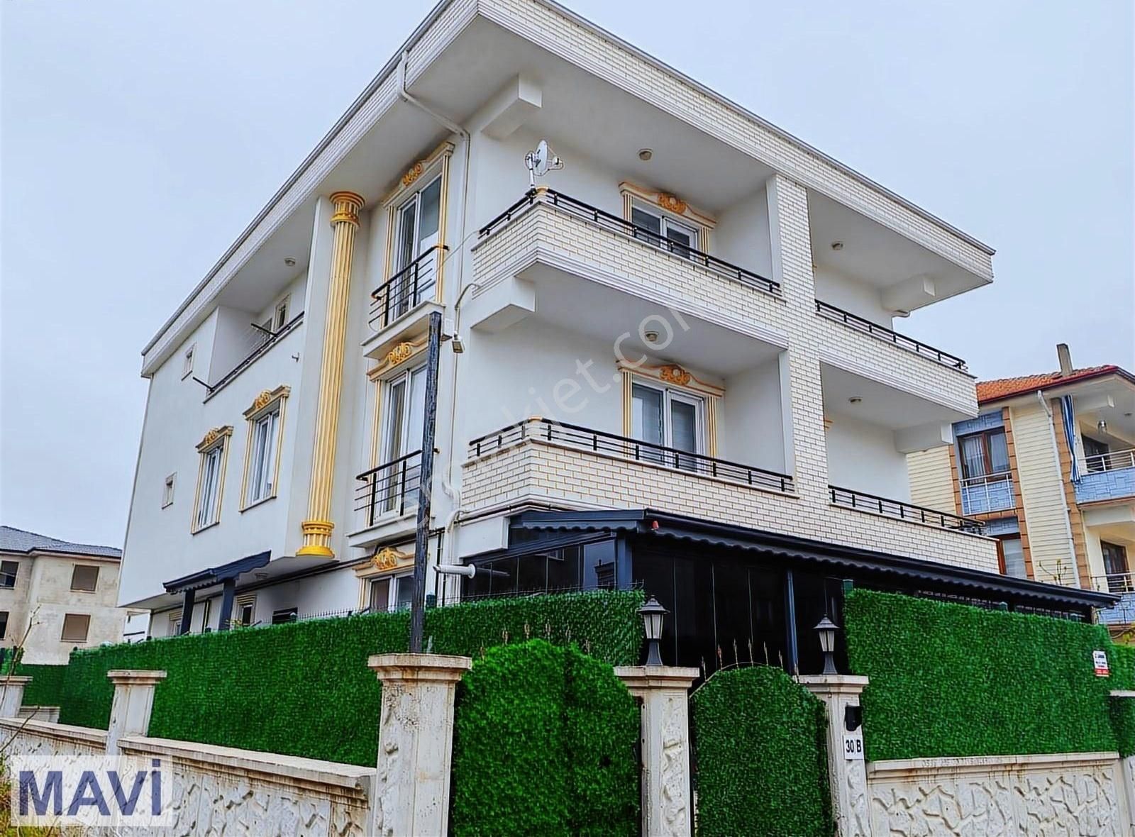 Müstakil Yasamın Tadına Varın. 6+1 Kış Bahçeli Triblexs Remax