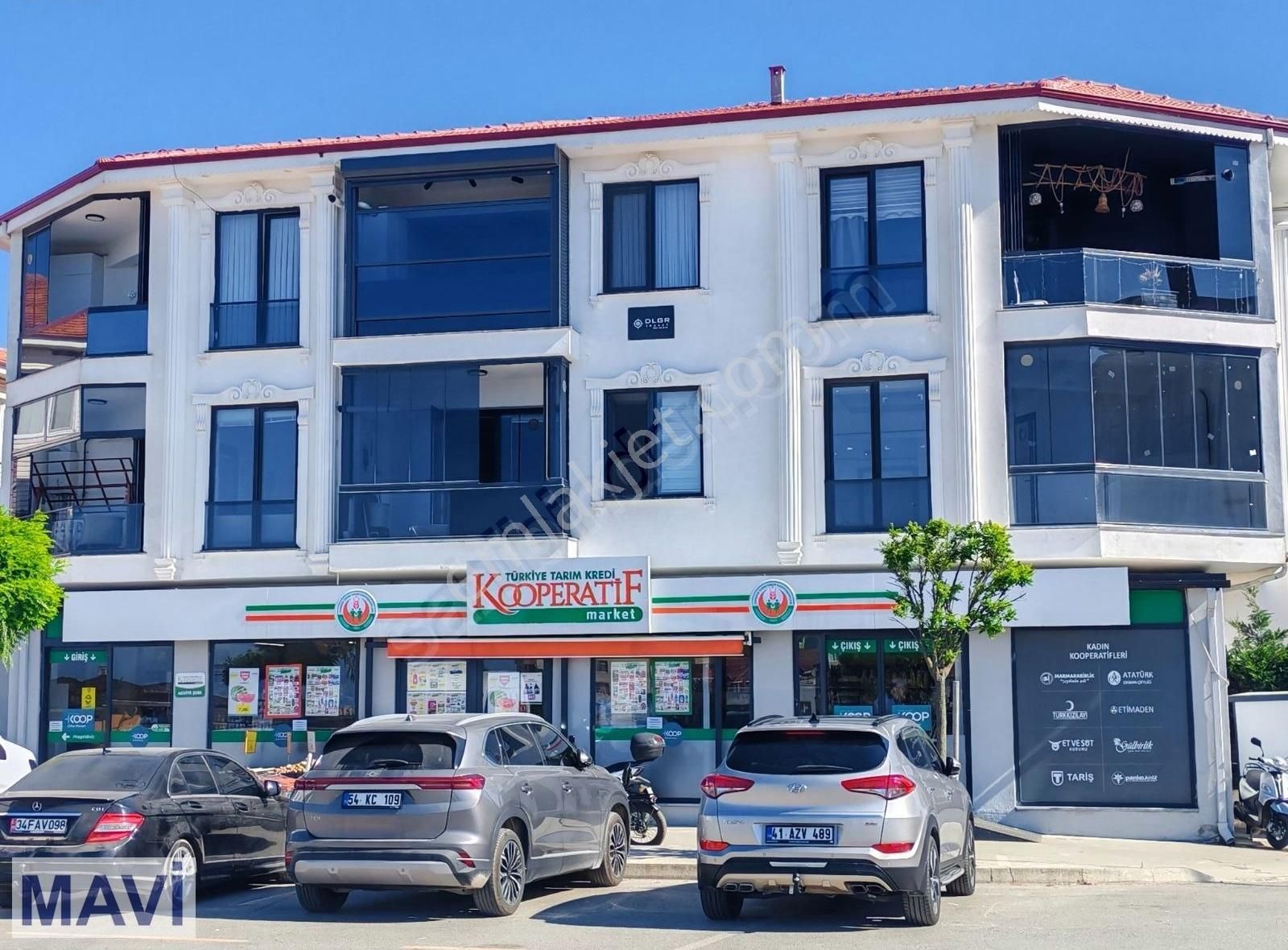 Denize 200m Bildiğiniz 1+1 Daireleri Unutun. Eşyalı Harika... - Görsel 8