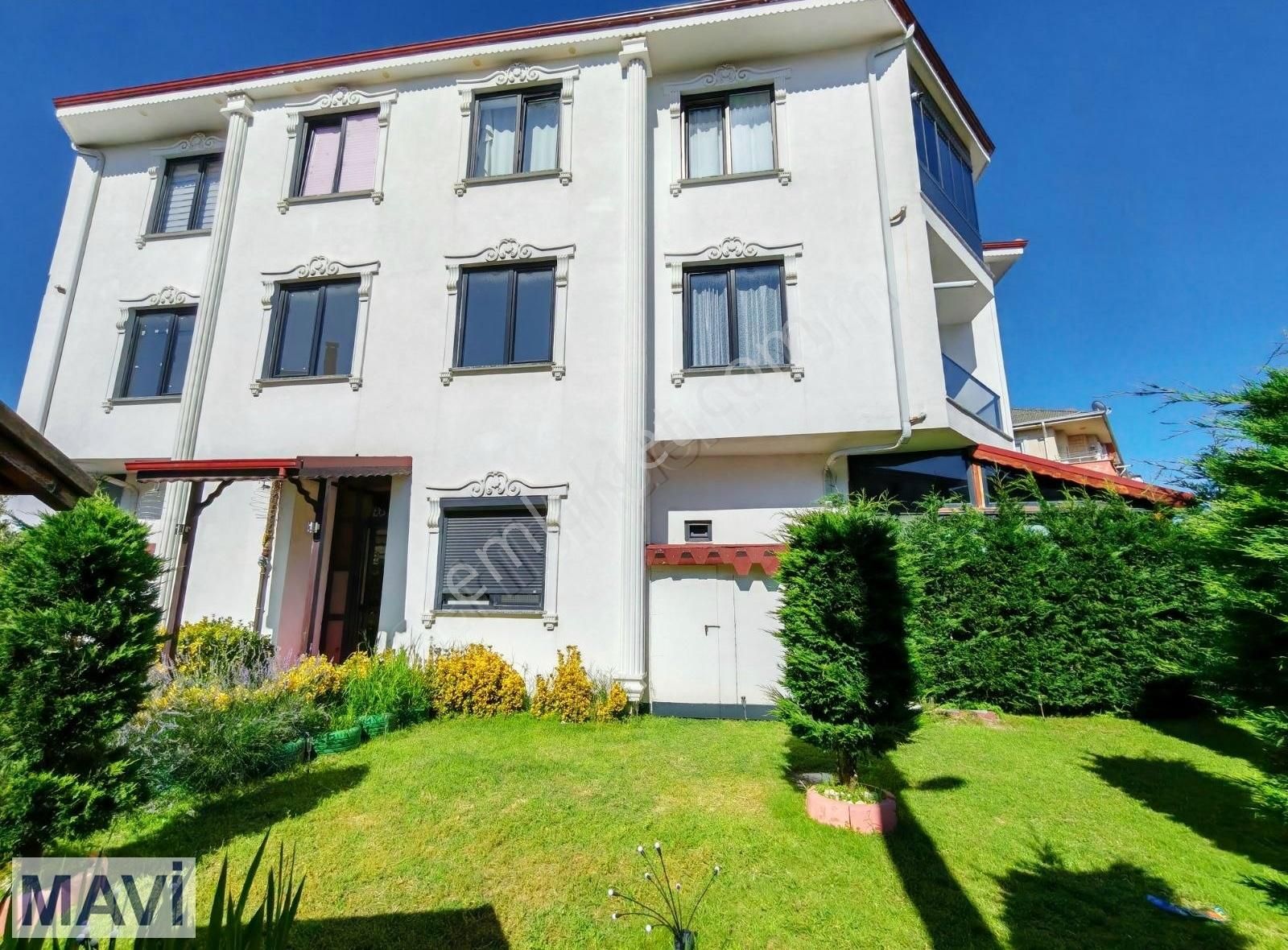 Denize 200m Bildiğiniz 1+1 Daireleri Unutun. Eşyalı Harika... - Görsel 14