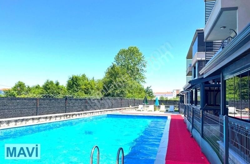 Aziziye'de Havuz Cephe Arakat Yerden Isıtma 2+1sıfır Daire Remax - Görsel 2