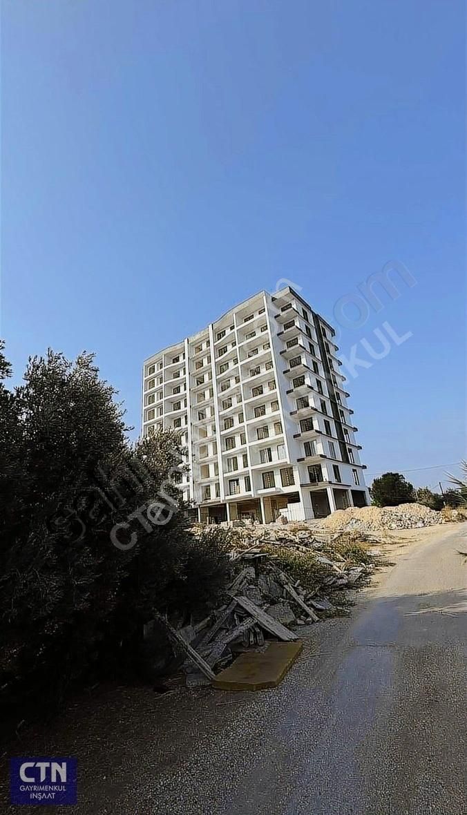 Çeşmeli'de Havuzlu Ultralux 1+1 Daire 1,5 Aya Teslim