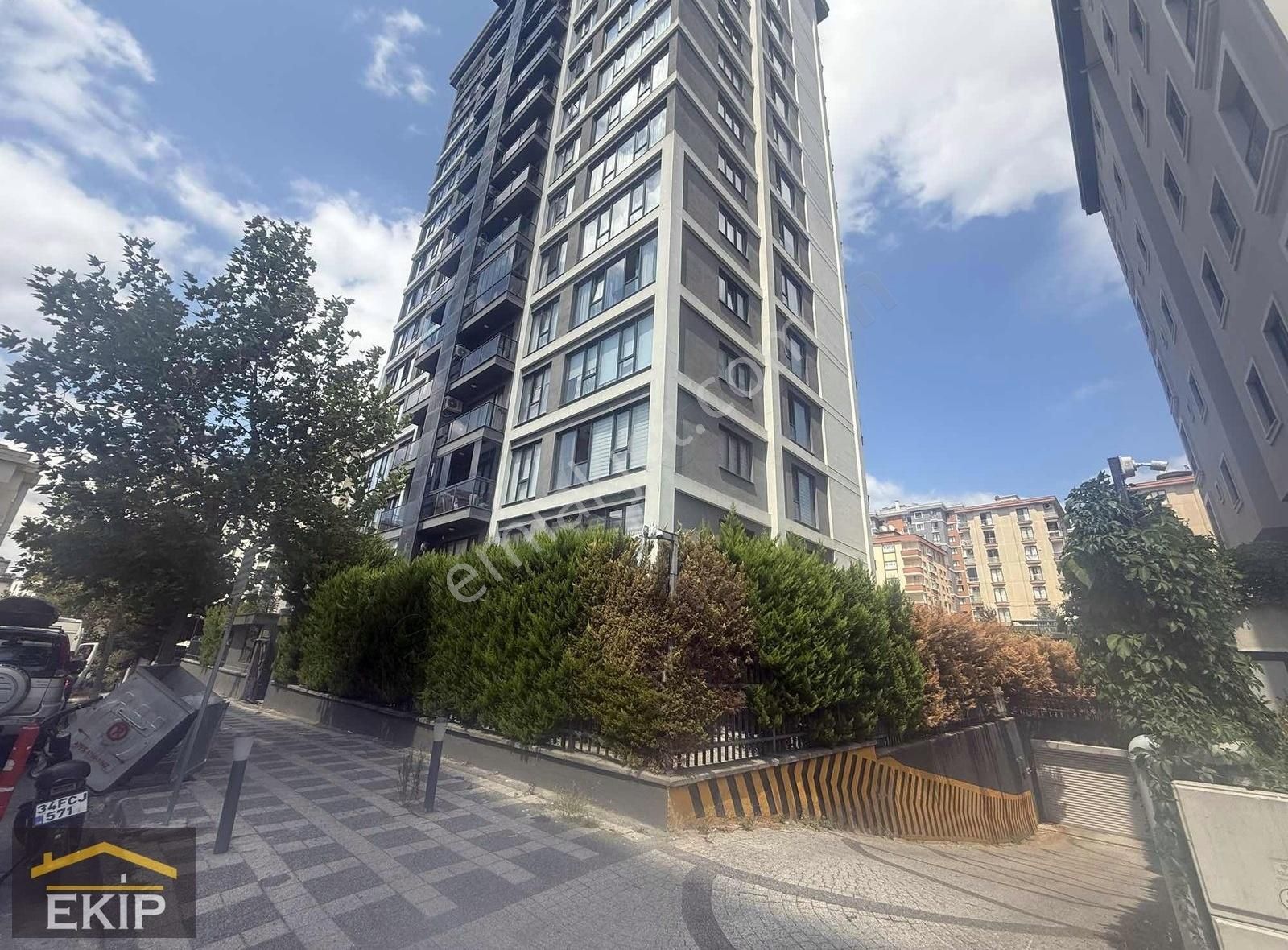 Ekip Gayrimenkul Den Elalmış Caddesi Üzerinde 60 M2 1+1