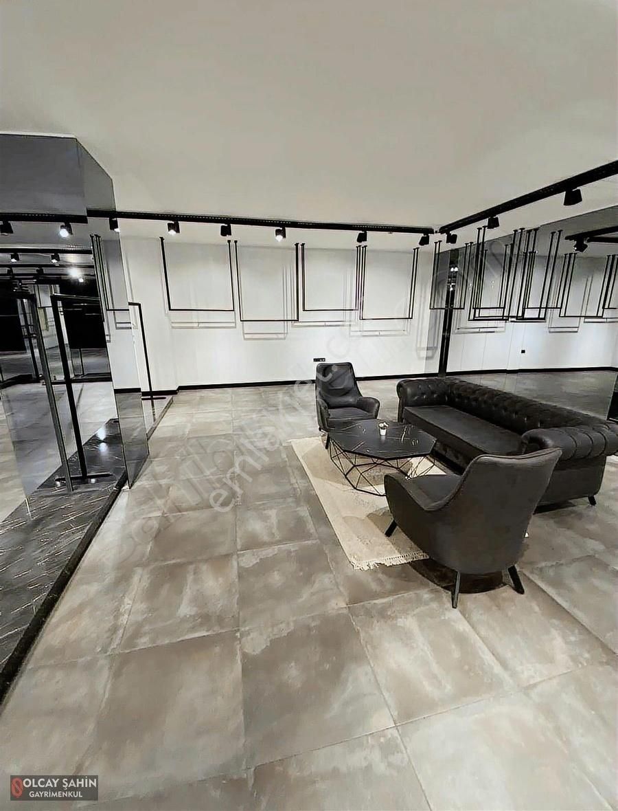 Mallof Avm'ye Komşu 1900 M2 Kapalı Alan Kiralık Dükkan&mağaza - Görsel 17