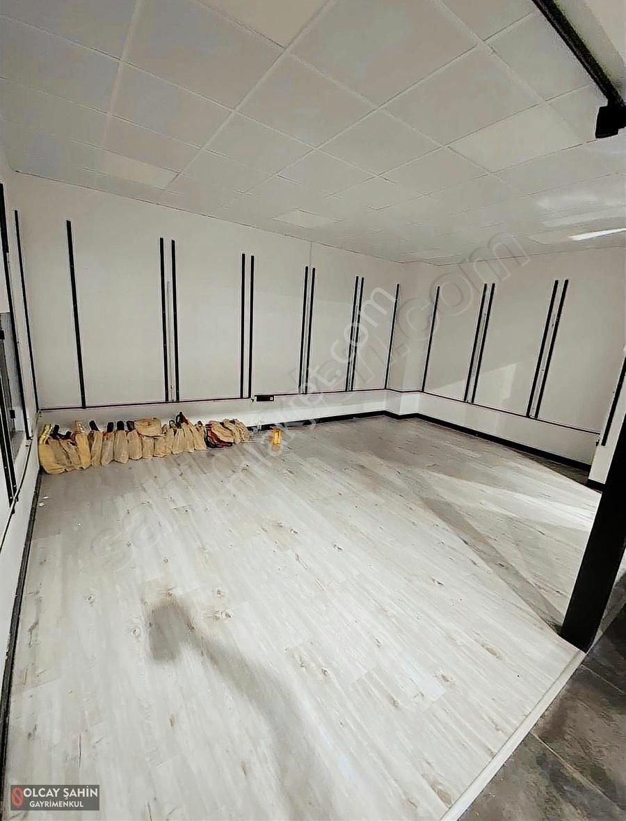 Mallof Avm'ye Komşu 1900 M2 Kapalı Alan Kiralık Dükkan&mağaza - Görsel 7