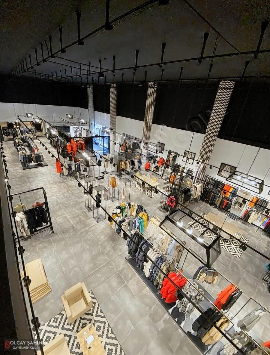 Mallof Avm'ye Komşu 1900 M2 Kapalı Alan Kiralık Dükkan&mağaza - Görsel 20