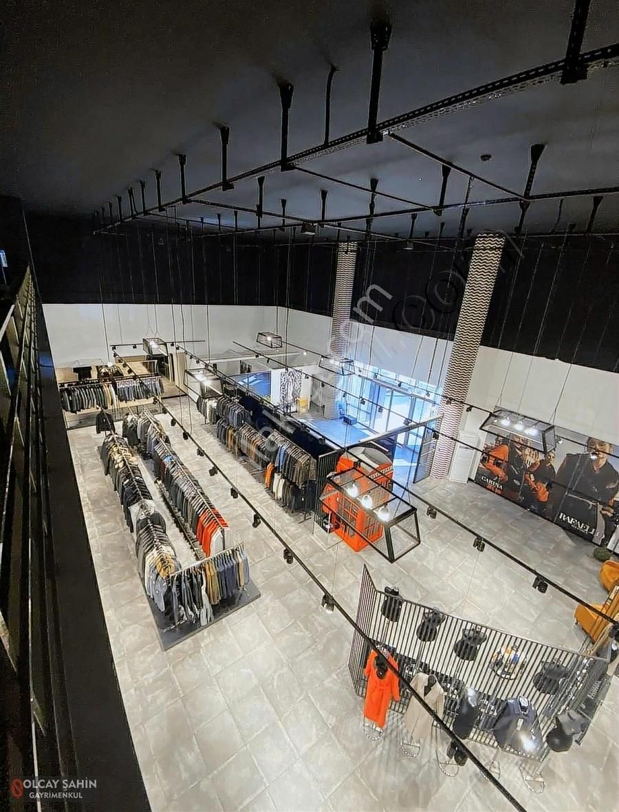 Mallof Avm'ye Komşu 1900 M2 Kapalı Alan Kiralık Dükkan&mağaza - Görsel 24