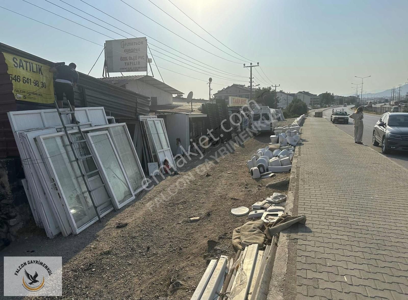 Falcon Dan Esenköy De Fırsat 200m2