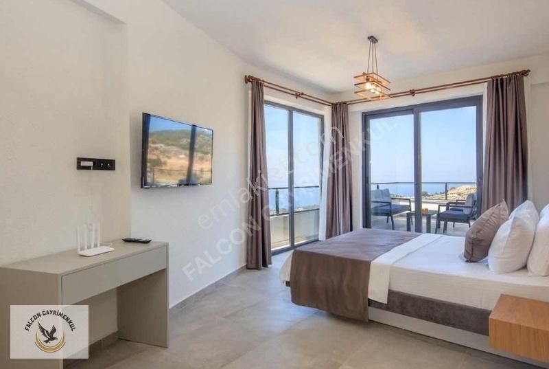 Faralya'da 4+1 Müstakil Havuzlu 500 M2 Arsa İçerisinde Villa - Görsel 14