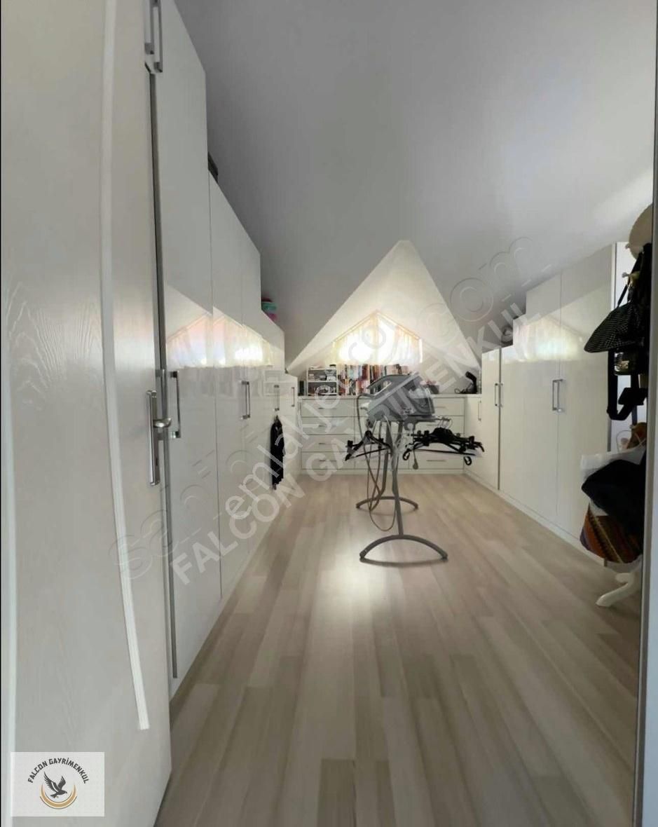 Taşyaka Merkezi Konumda 4+1 250 M2 Dubleks Daire Satılık - Görsel 29