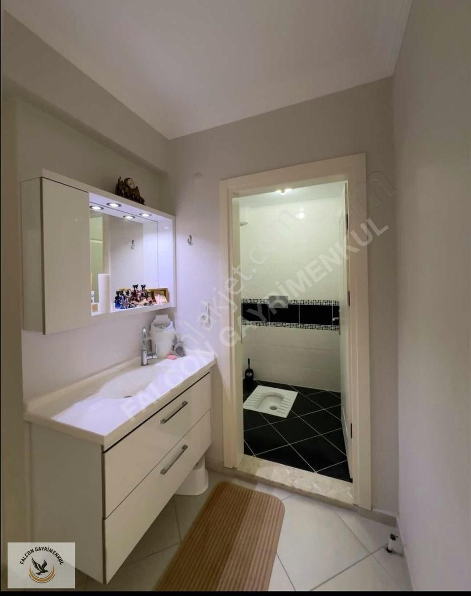 Taşyaka Merkezi Konumda 4+1 250 M2 Dubleks Daire Satılık - Görsel 18