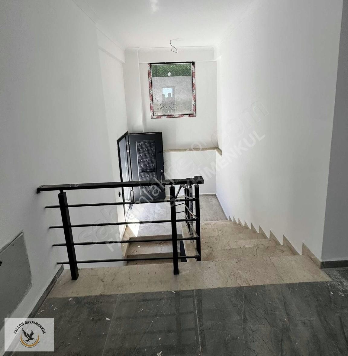 Yeşilüzümlü'de 6+1 Müstakil Havuzlu Sıfır Satılık Villa - Görsel 14