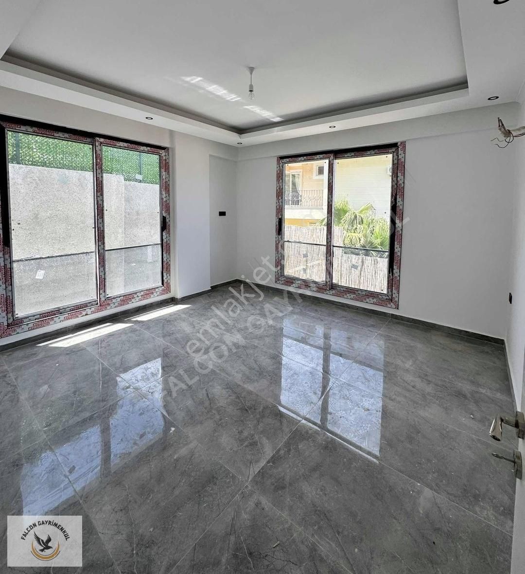 Yeşilüzümlü'de 6+1 Müstakil Havuzlu Sıfır Satılık Villa - Görsel 34