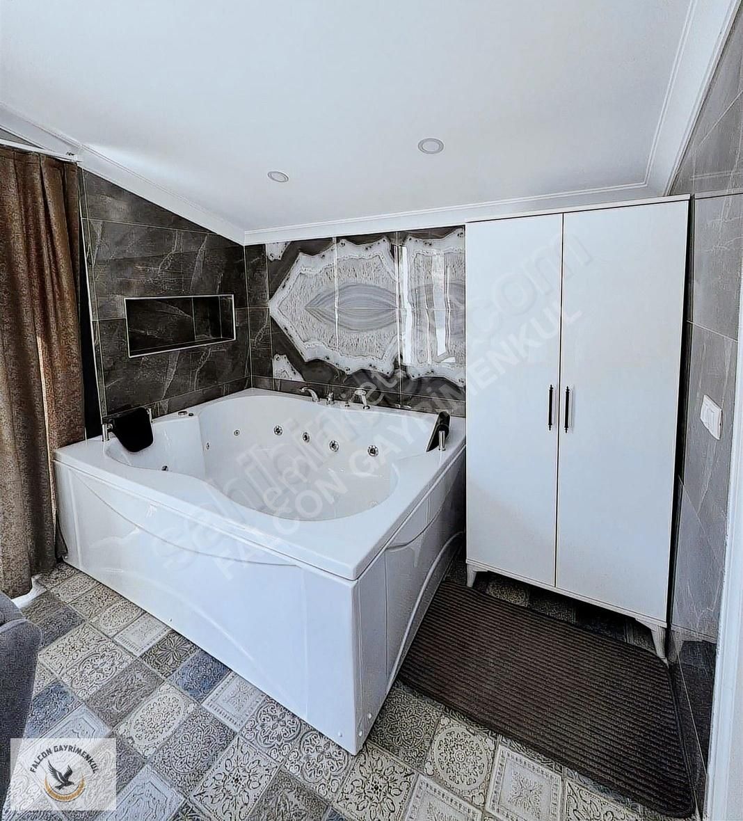 Ovacık'da 5+1 Müstakil Havuzlu 750 M2 Arsa Payı Satılık Villa - Görsel 14