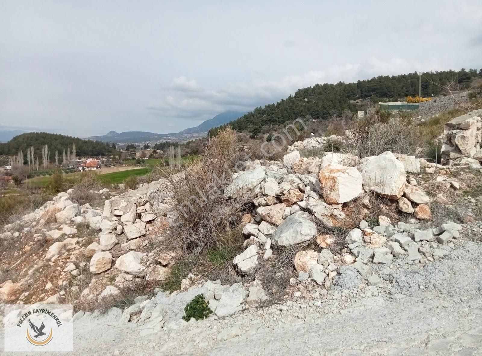 Falcon Dan Yaka Da Fırsat 828m²arsa - Görsel 8