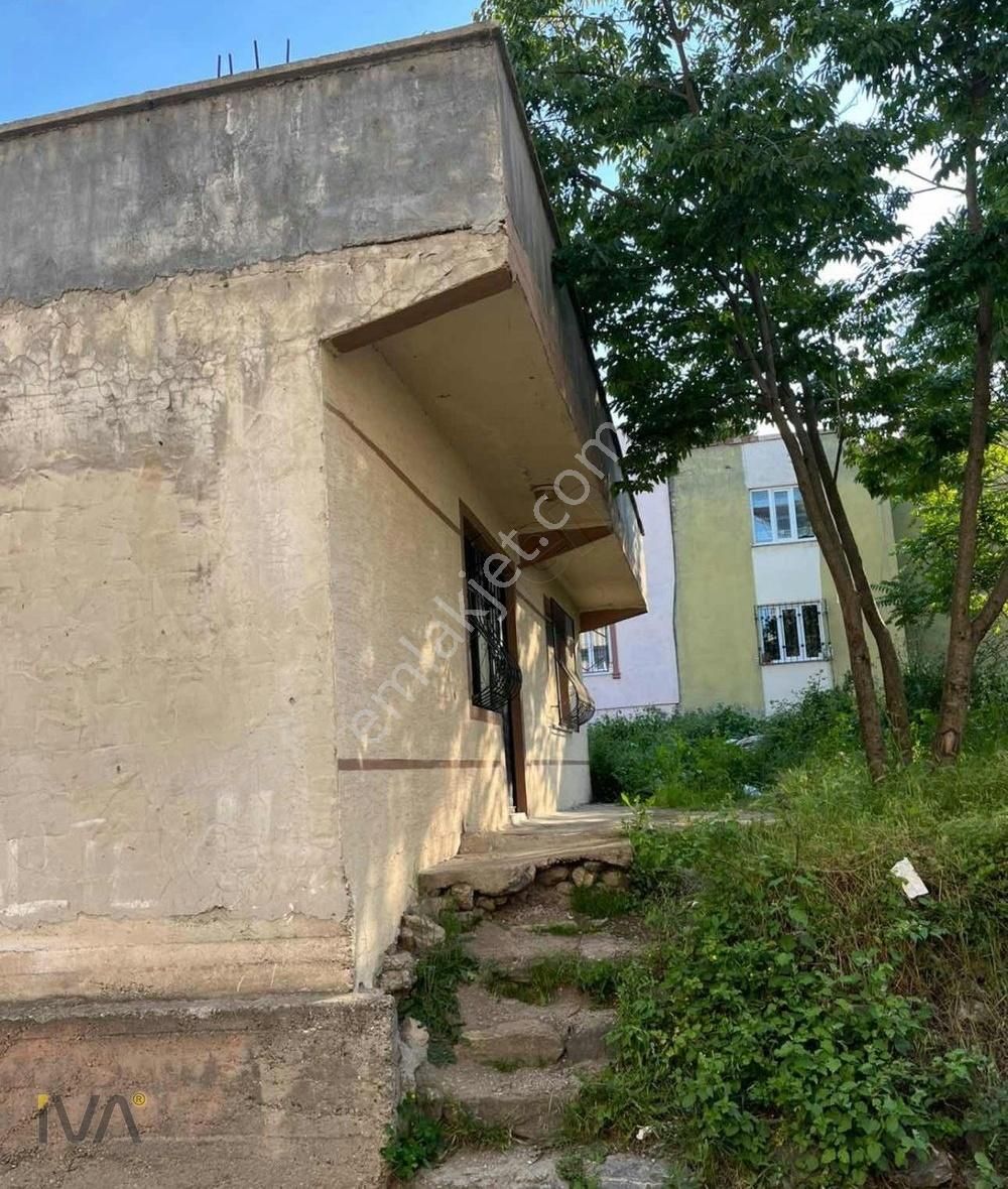 İva'dan Değirmenönün'de Satılık Tek Katlı Müstakil Ev