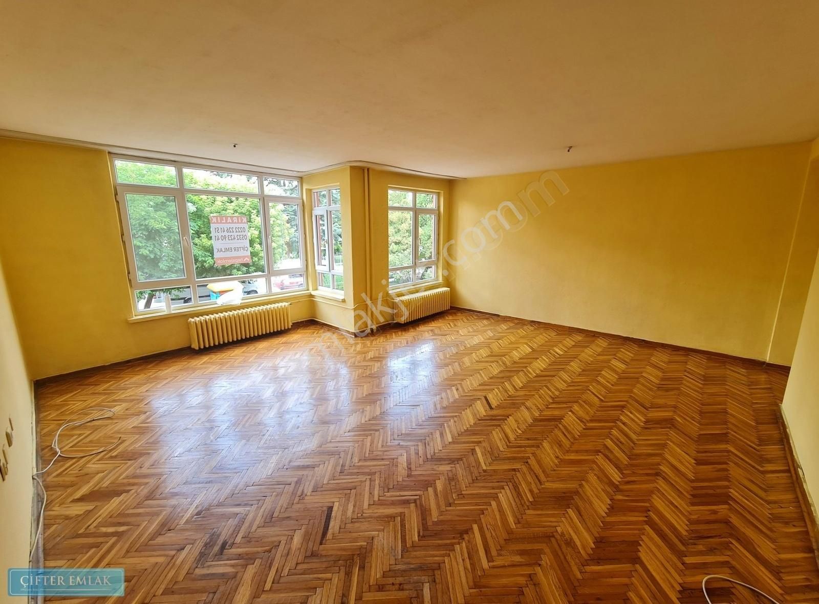 Ali Çifter' Den Vişnelik Mah. Taşköprü Caddesinde Kiralık 3+1