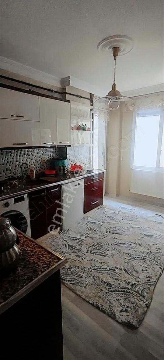 Reşat Bey Mahallesinde3+1 - Görsel 16