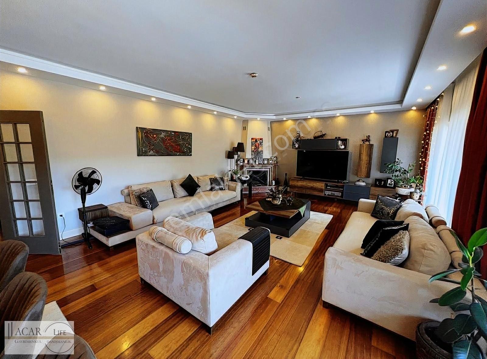 Acarlife'dan Geniş Bahçe Kullanımlı,modern C Tipi Satılık Villa