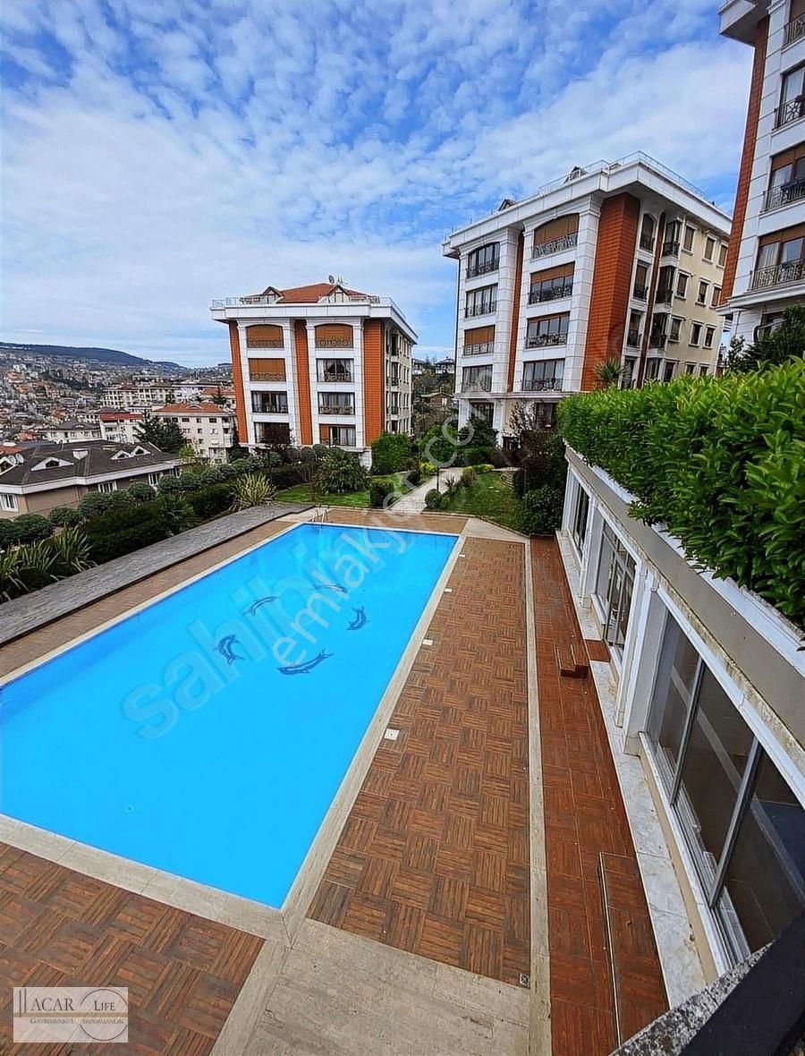 Acarkent'e Komşu Sitede 3+1 Kiralık Daire
