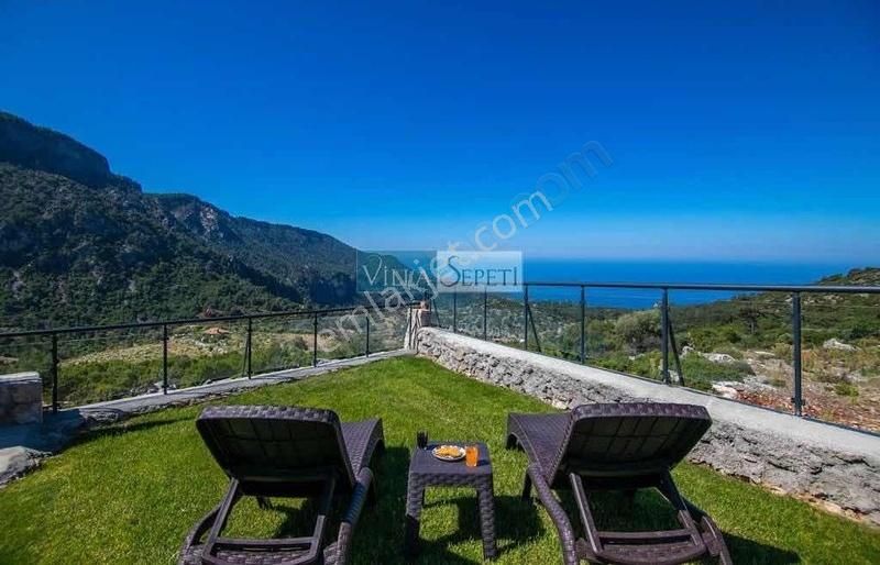 Fethiye De İki Adet Villa Ve Boş Arsası İle Birlikte Satılıktır - Görsel 3