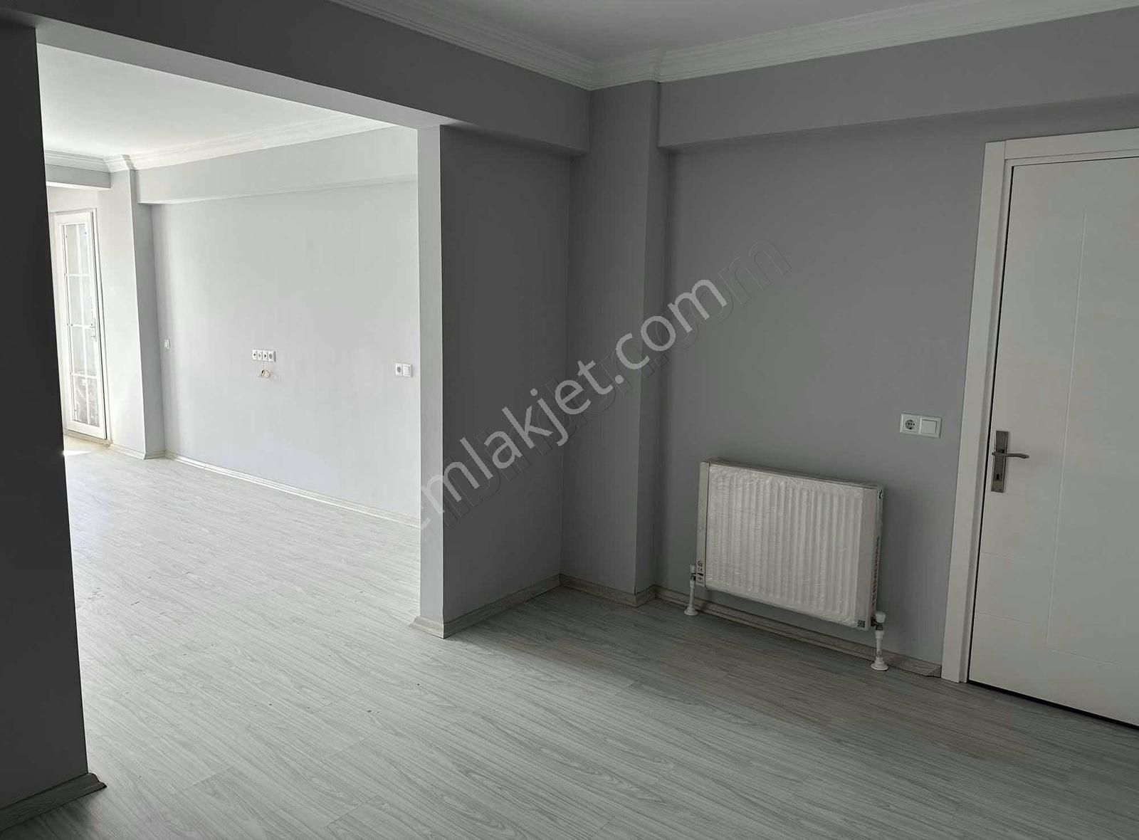 Dostlardan Gölet Yakını Satılık 3+1 Daire - Görsel 2