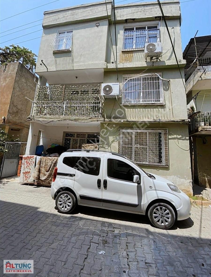 Altunç'dan Yeşilyurtta 3 Katlı 3+1 Kapalı Mutfak Ev - Görsel 30