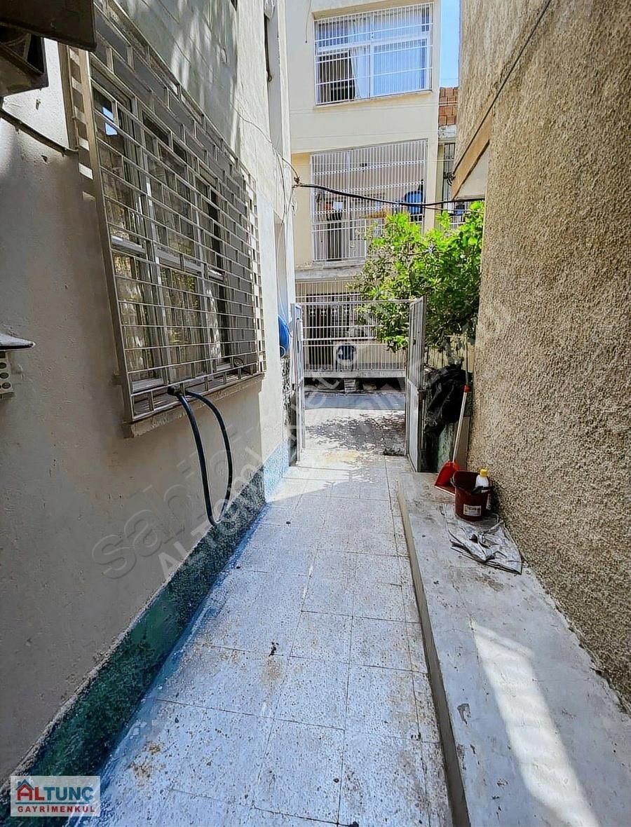 Altunç'dan Yeşilyurtta 3 Katlı 3+1 Kapalı Mutfak Ev - Görsel 27