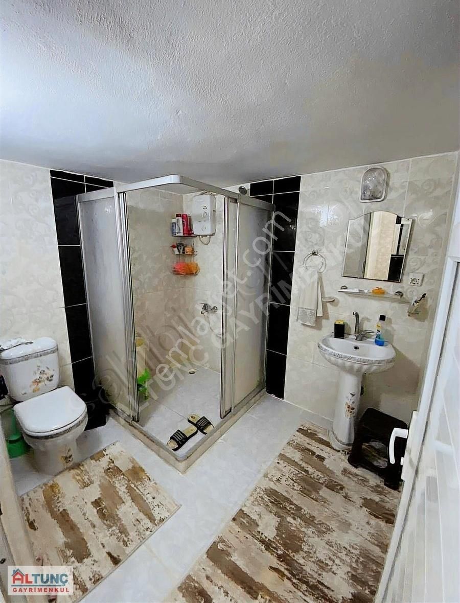 Altunç'dan Dağlıoğlunda 3 Katlı 3+1 Ev+işyeri - Görsel 26