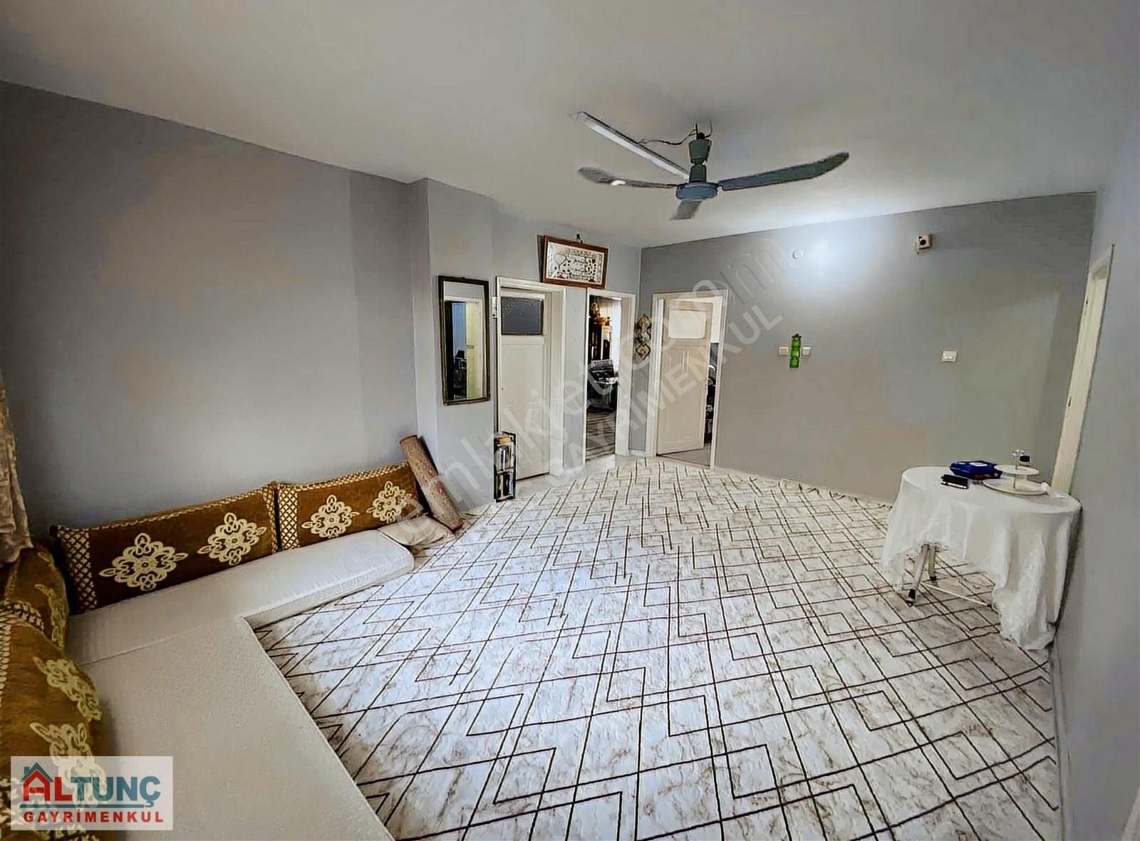 Altunç'dan Dağlıoğlunda 3 Katlı 3+1 Ev+işyeri - Görsel 3