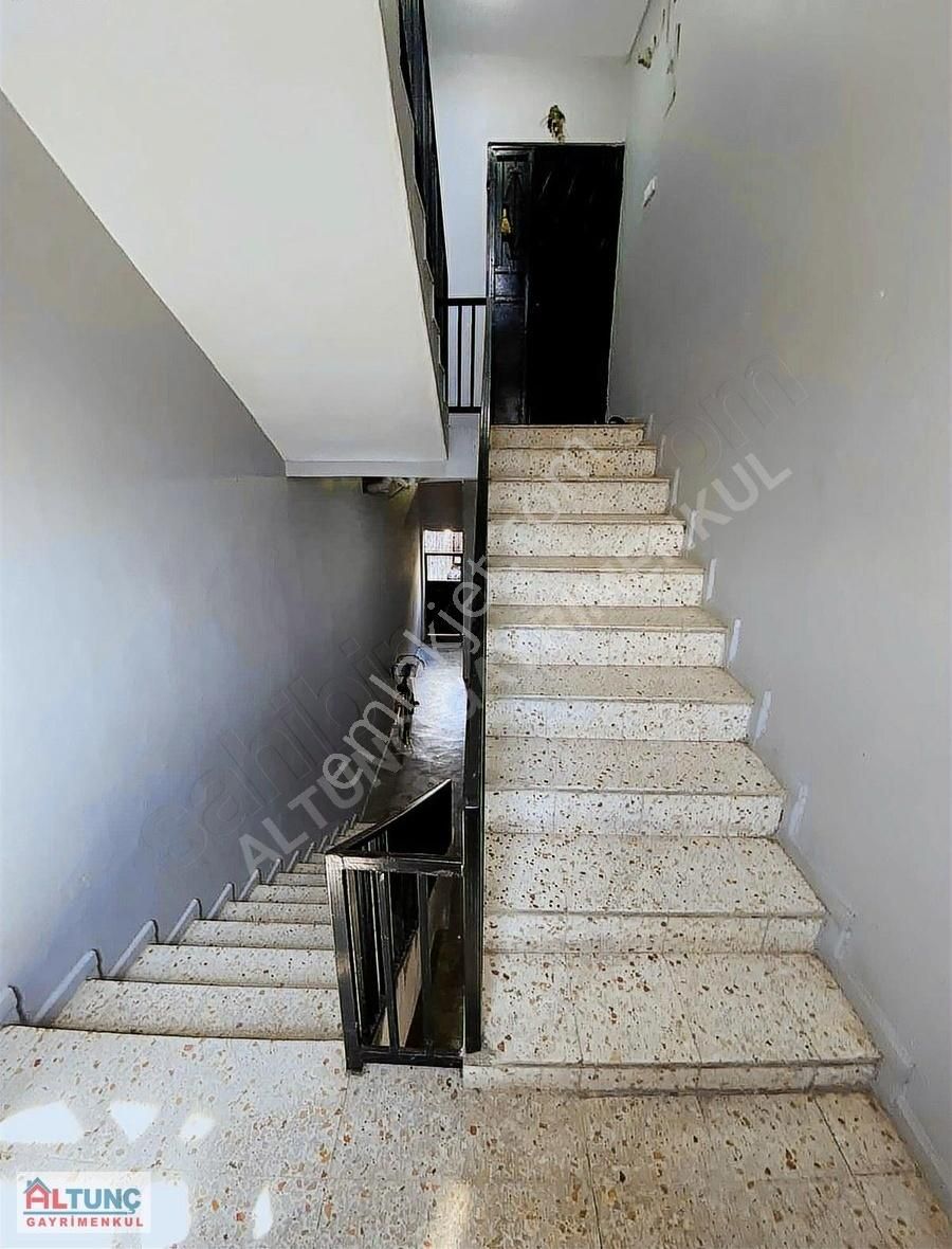 Altunç'dan Dağlıoğlunda 3 Katlı 3+1 Ev+işyeri - Görsel 24