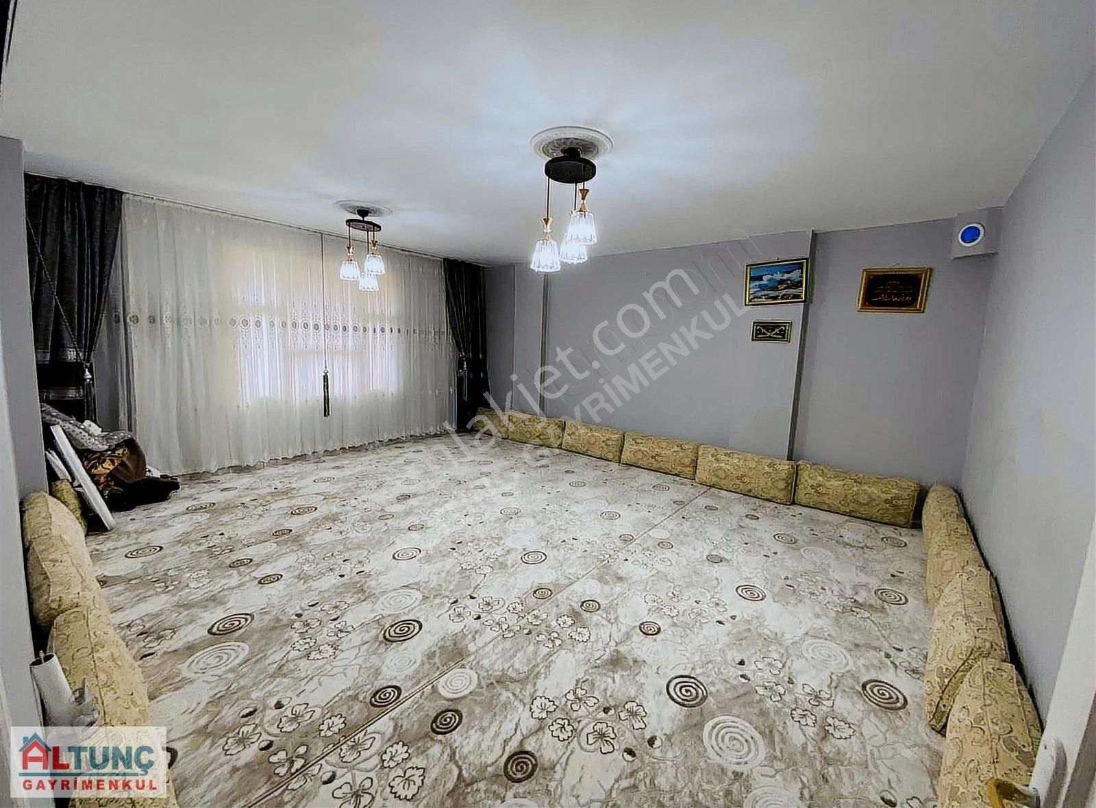 Altunç'dan Dağlıoğlunda 3 Katlı 3+1 Ev+işyeri - Görsel 7