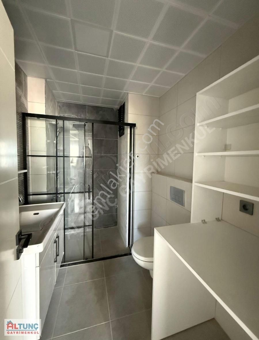 Aydınlar'da Az Katlı Sosyaldonatılı Site İçerisnde Satılık Daire - Görsel 13
