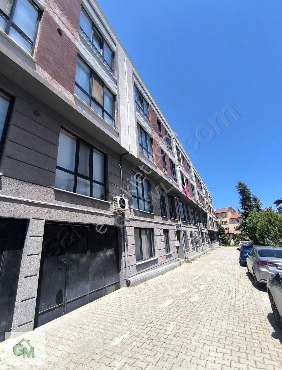 Gm'den Aile Sitesinde Geniş Ayrı Mutfaklı Mülkiyetli 2+1 Daire - Görsel 25