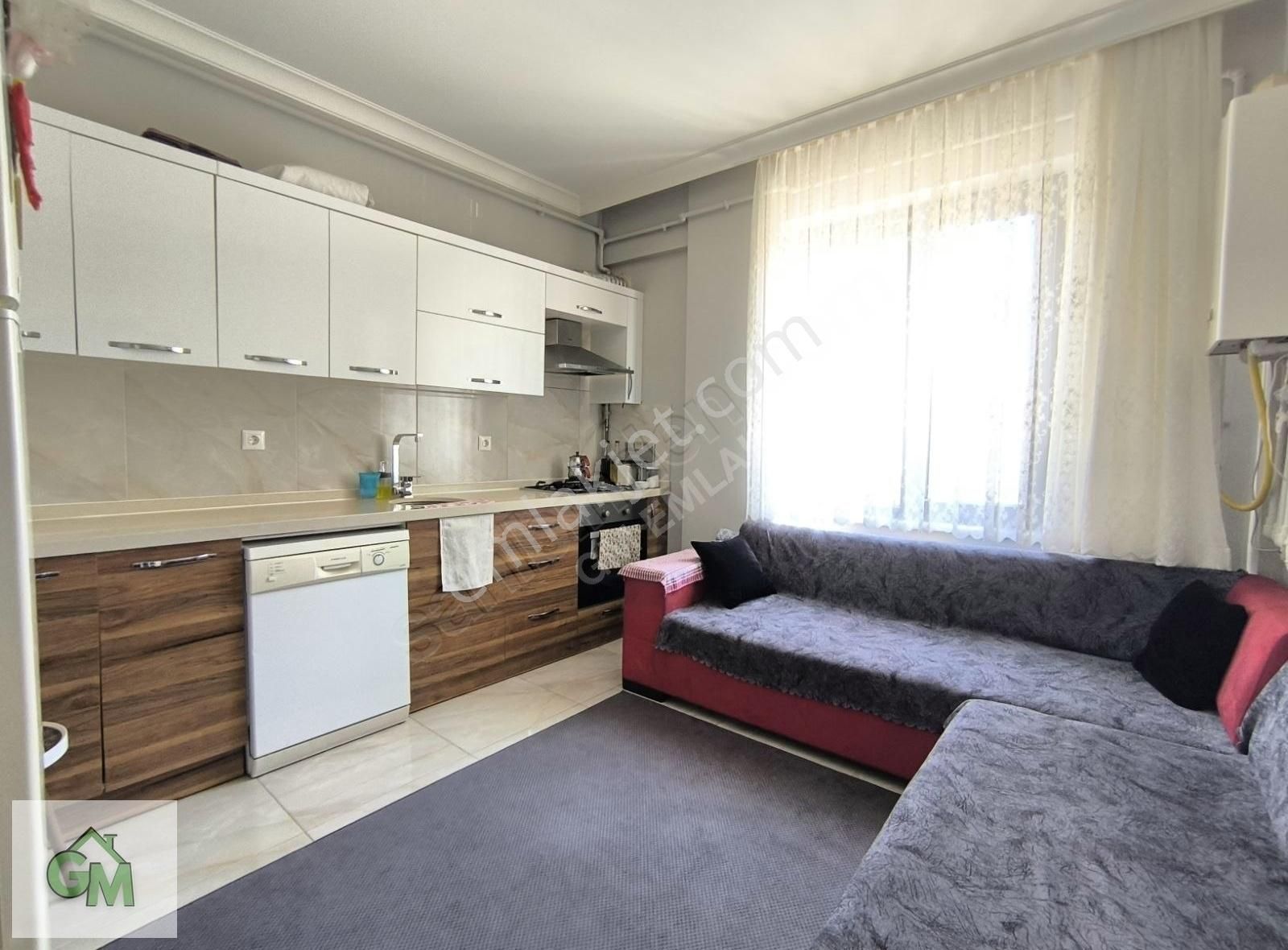 Gm'den Aile Sitesinde Geniş Ayrı Mutfaklı Mülkiyetli 2+1 Daire - Görsel 28