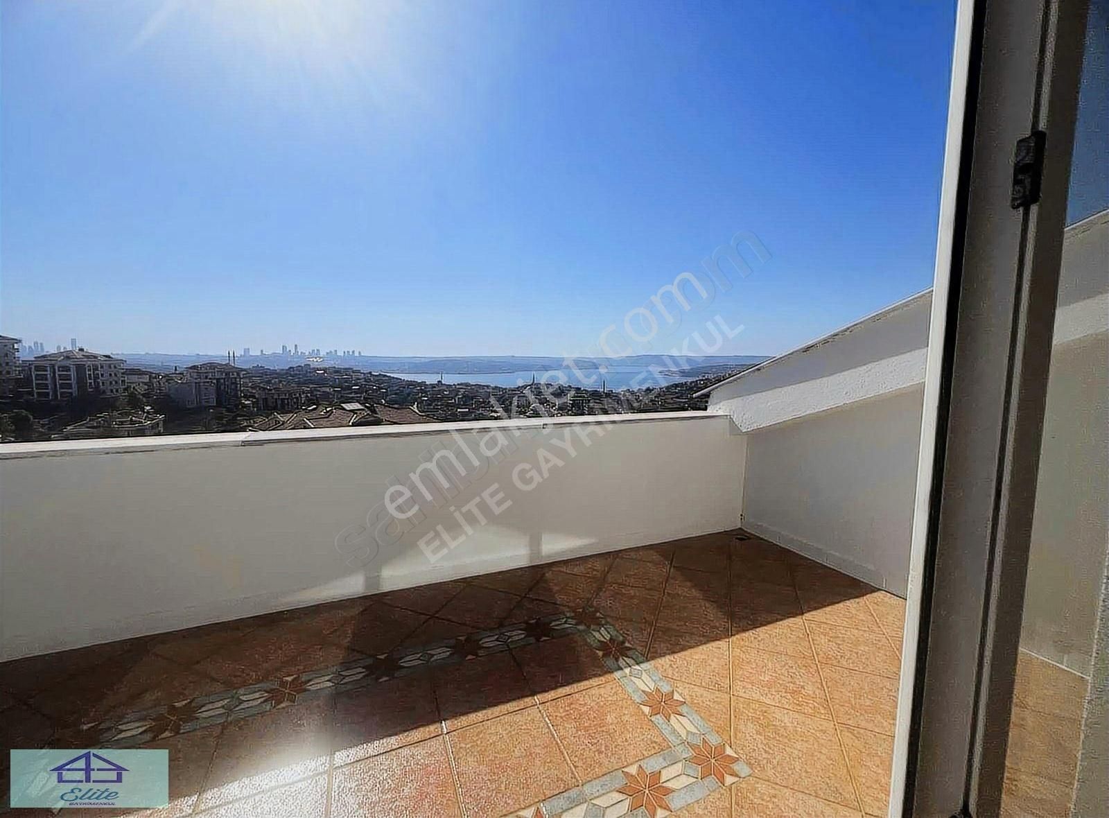 Elite'den Sitede Boğaz Manzaralı Çatı Dubleksi - Görsel 4