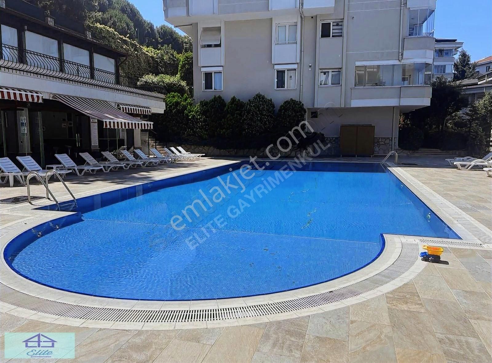 Elite'den Sitede Boğaz Manzaralı Çatı Dubleksi - Görsel 27