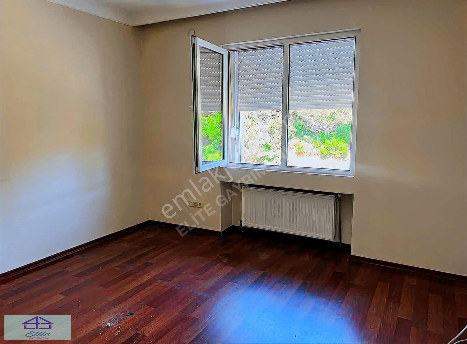 Elite'den Sitede Boğaz Manzaralı Çatı Dubleksi - Görsel 17