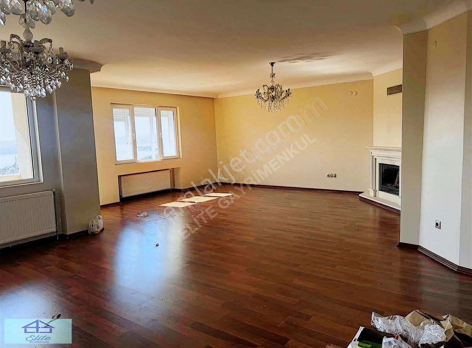 Elite'den Sitede Boğaz Manzaralı Çatı Dubleksi - Görsel 12