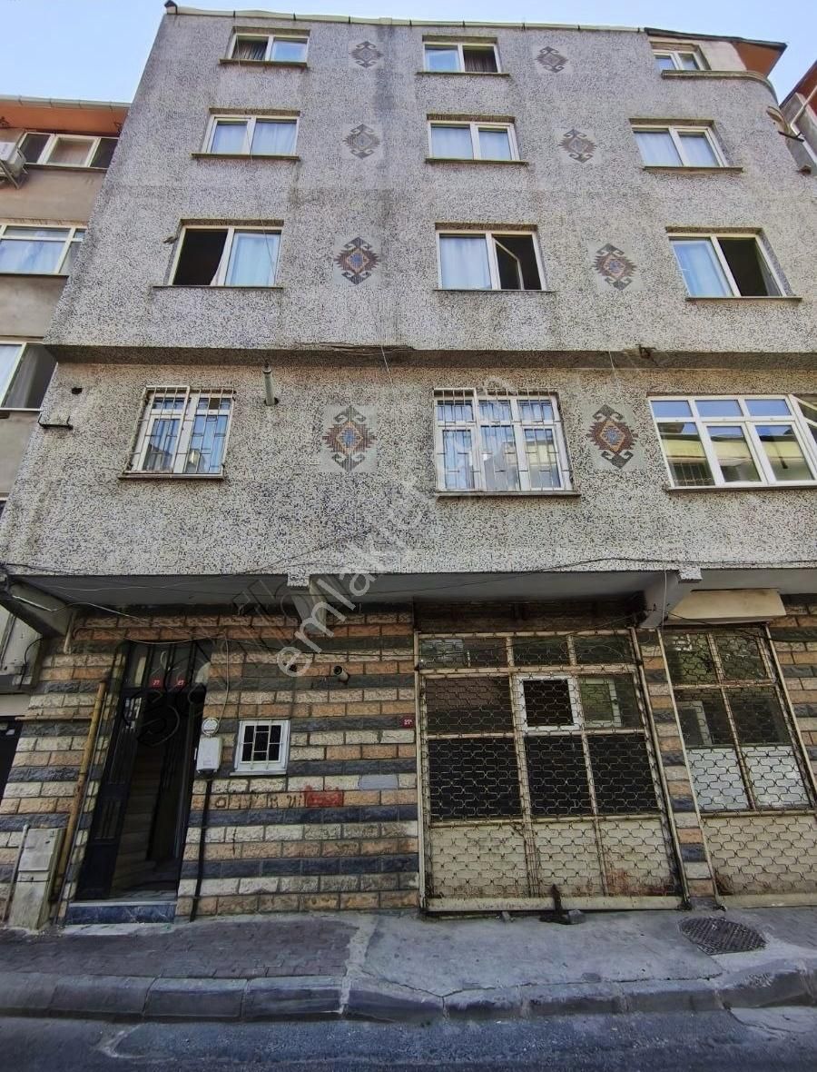 Dalkırandan Sanayi Mh Bulut Sk 1+1 Giriş Kat Kiralık Daire