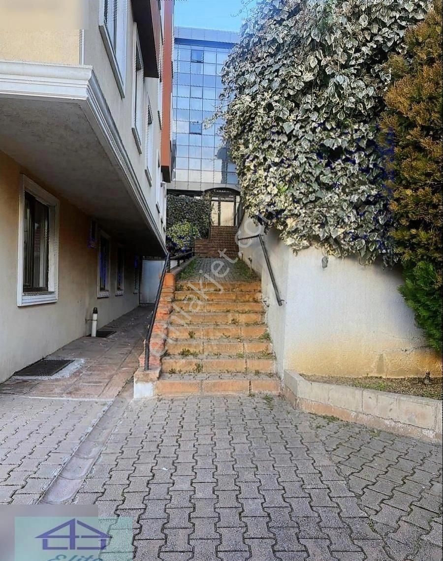 Medipol Üniversitesine Yürüme Mesafesinde Otoparklı Daire - Görsel 2