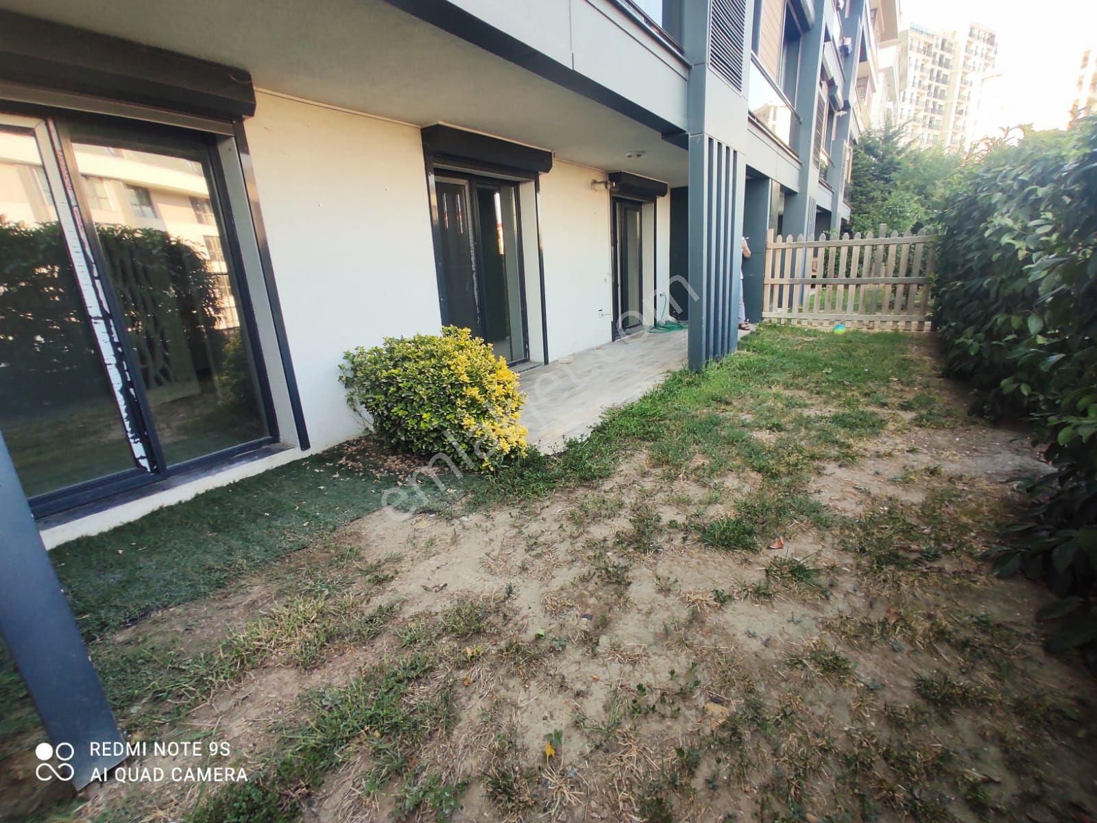 Beylikdüzü Kavakli Sahil Mah 2+1 Bahce Kendisene Ait Giris Kat - Görsel 17