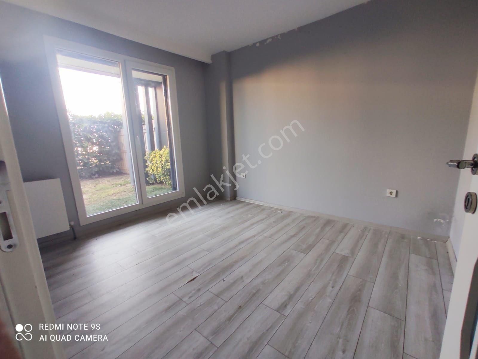 Beylikdüzü Kavakli Sahil Mah 2+1 Bahce Kendisene Ait Giris Kat - Görsel 4