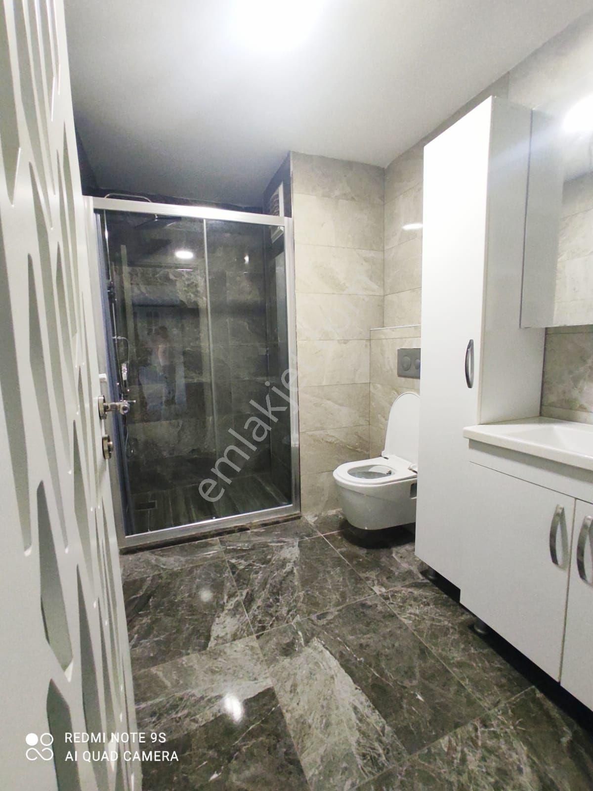 Beylikdüzü Kavakli Sahil Mah 2+1 Bahce Kendisene Ait Giris Kat - Görsel 7