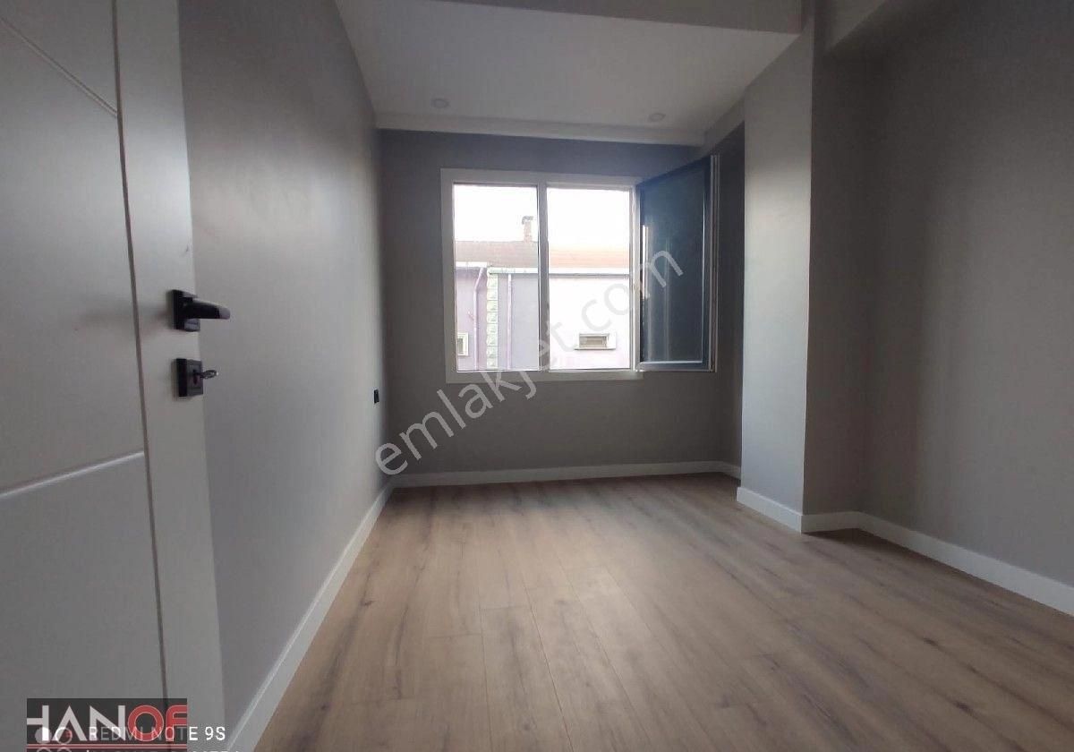 Beylikdüzü Kavaklida 2+1 Ebeveyin Banyolu 110m2 Ara Kat Satilik Daire