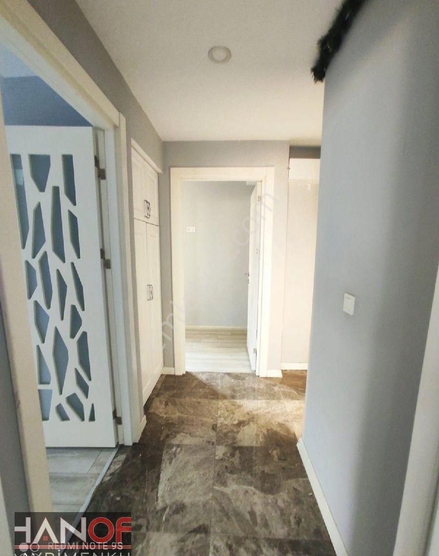 Beylikdüzü Kavaklı'da Sahil Mahallesi'nde Deniz Manzaralı Açık Mutfak 2+1 Balkonlu Kiralık Daire - Görsel 2