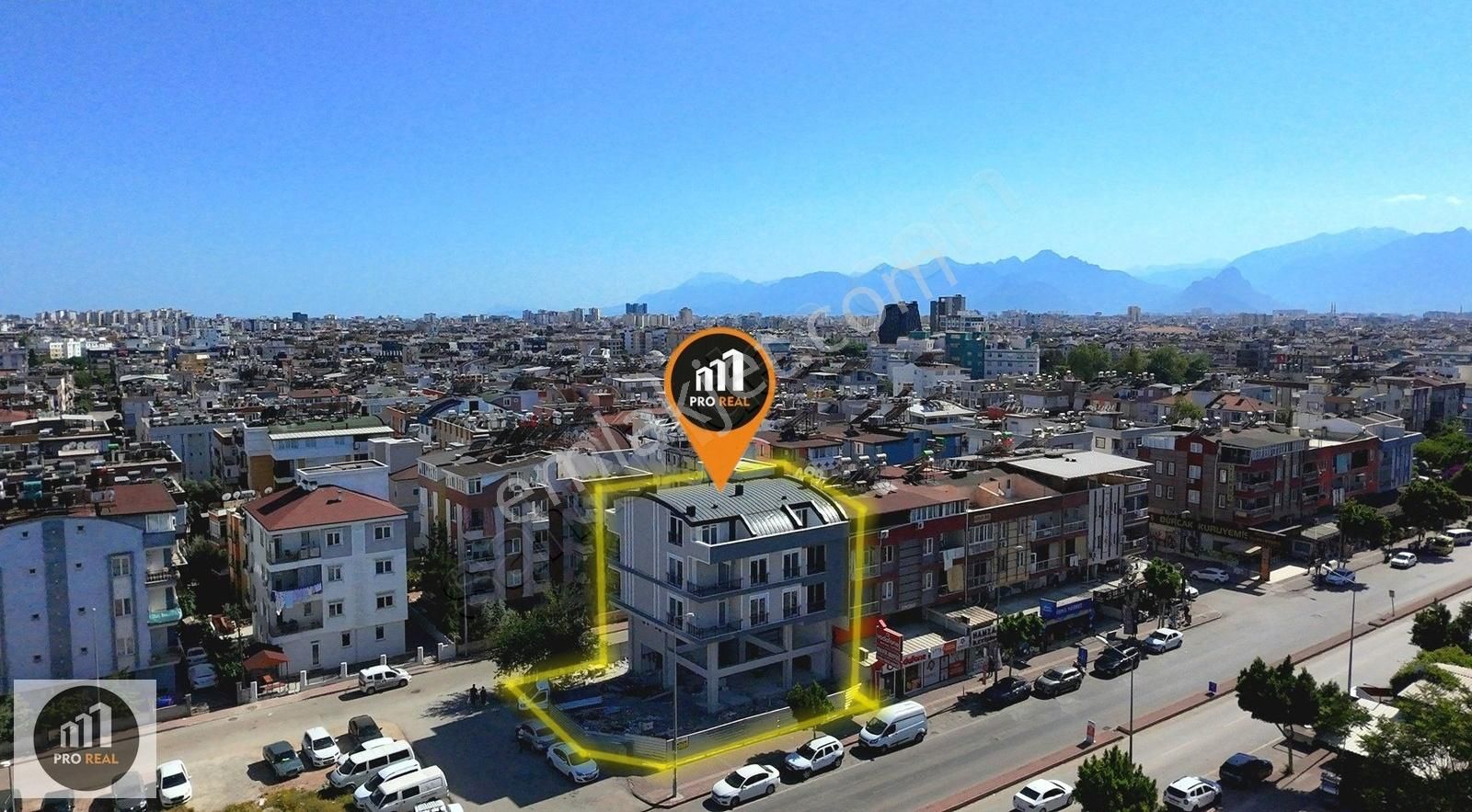Pro Real'den Kepez Belediye Arkası ,park Ve Cadde Cepheli Daire